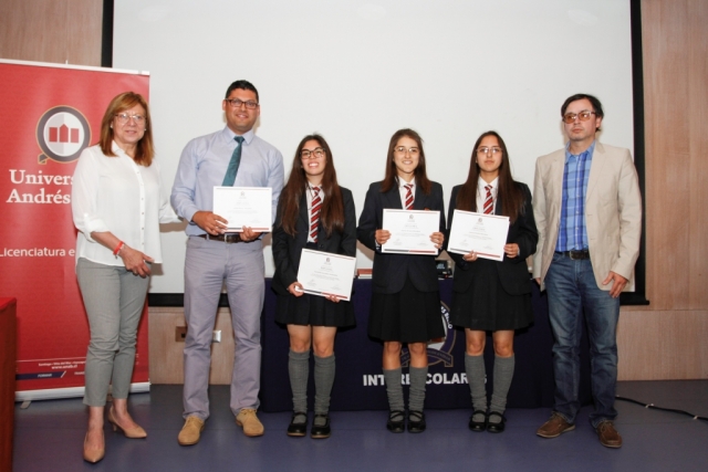 Mención Honrosa: Colegio San Ignacio de Viña del Mar – Desligamiento de Colores