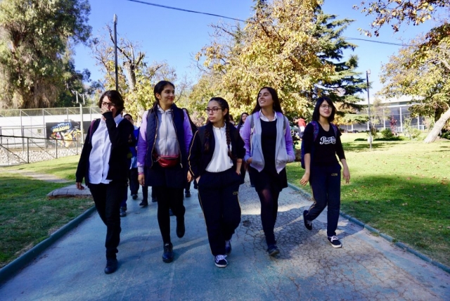 Colegio San Juan Bautista en visita Casona de Las Condes