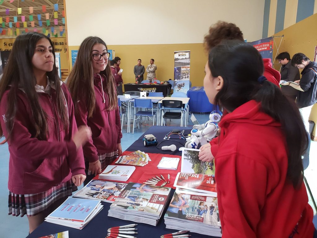 UNAB EN FERIA COLEGIO SEK PACÍFICO