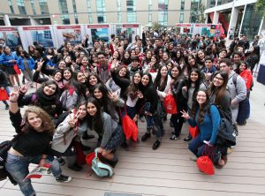 Viña del Mar recibe a más de mil estudiantes en Universidad Abierta